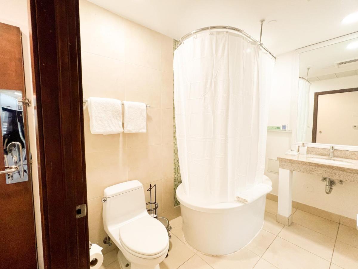 Rooftop-Pool Suite With King Bed In Ocean Dr C303 マイアミビーチ エクステリア 写真